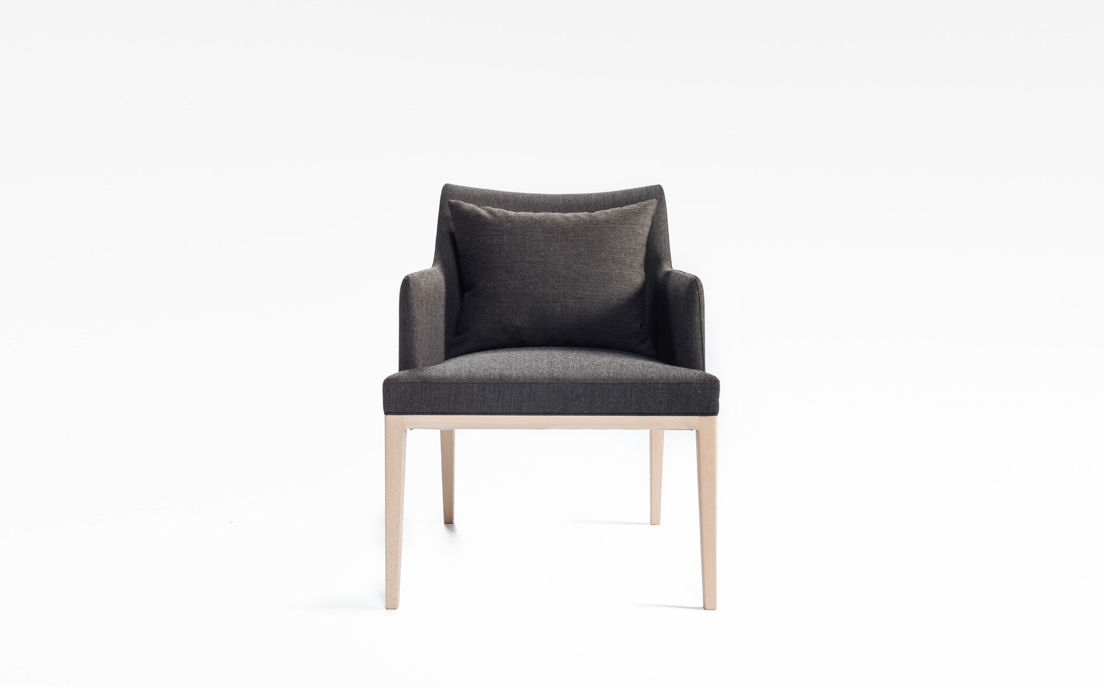 Leone seamless lounge chair