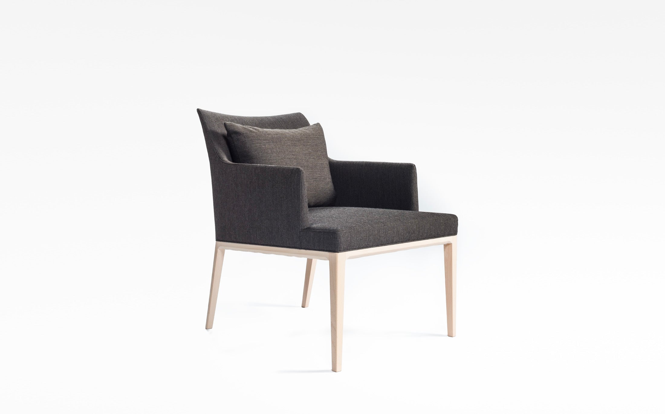 Leone seamless lounge chair