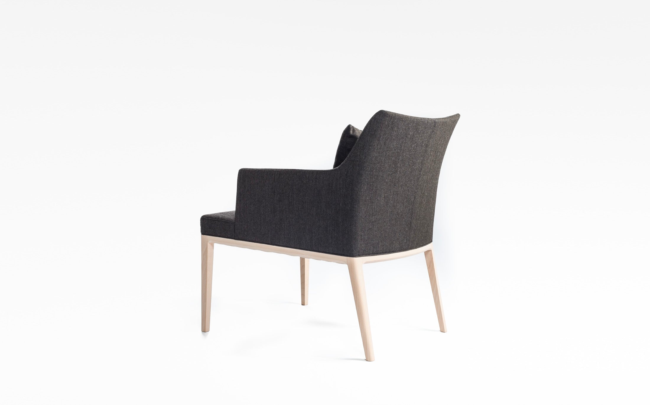 Leone seamless lounge chair