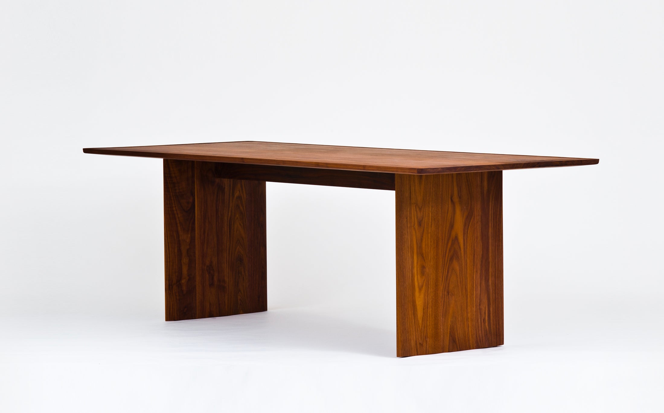 Lotus table T-339 Walnut Beeswax