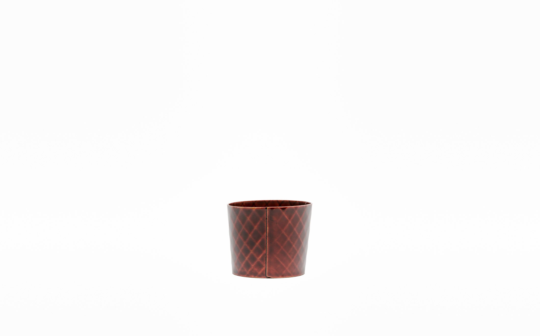 Omae - Red Shunkei - Soba Cup Woven-Bamboo Pattern