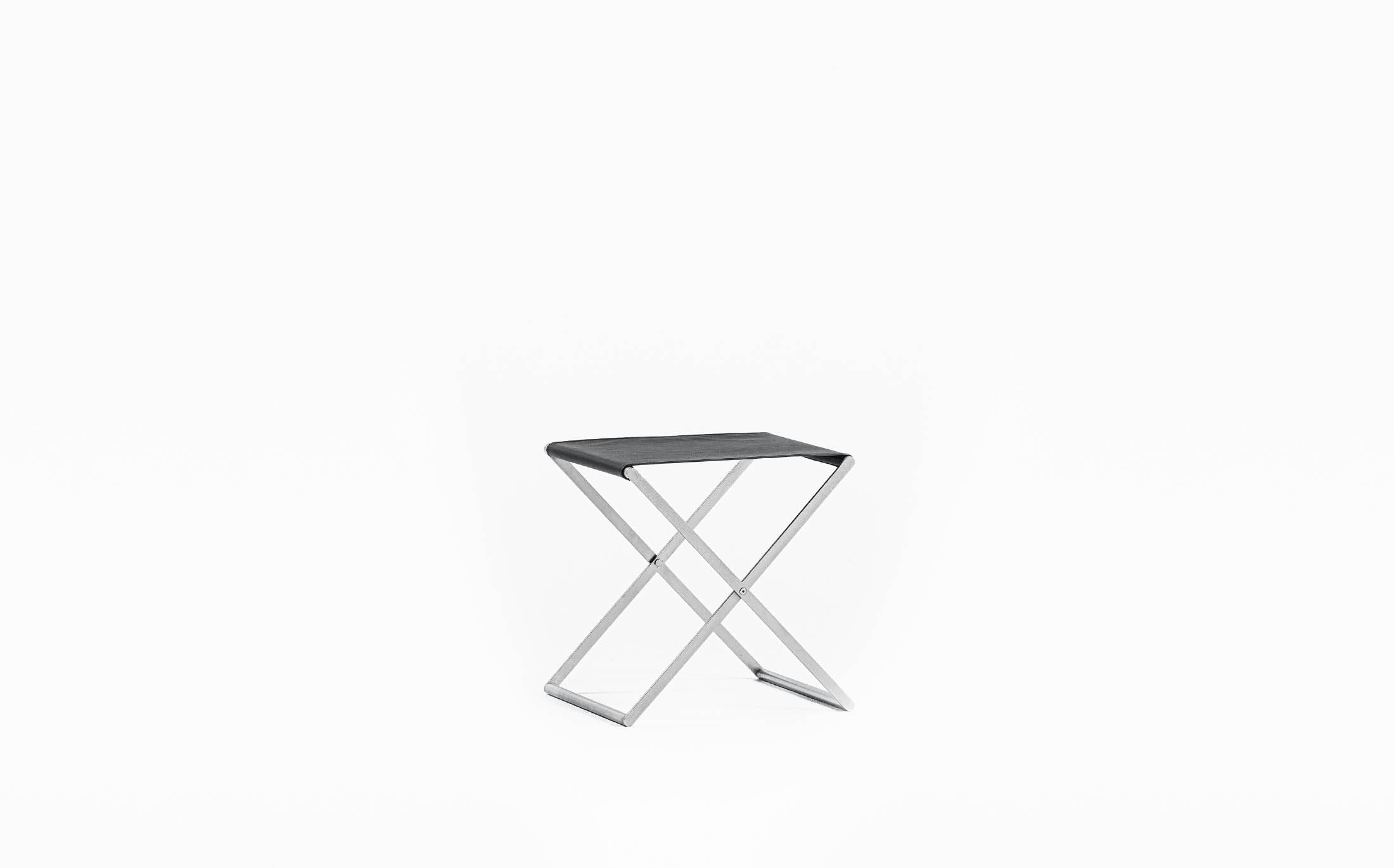 serpentine stool - stainless