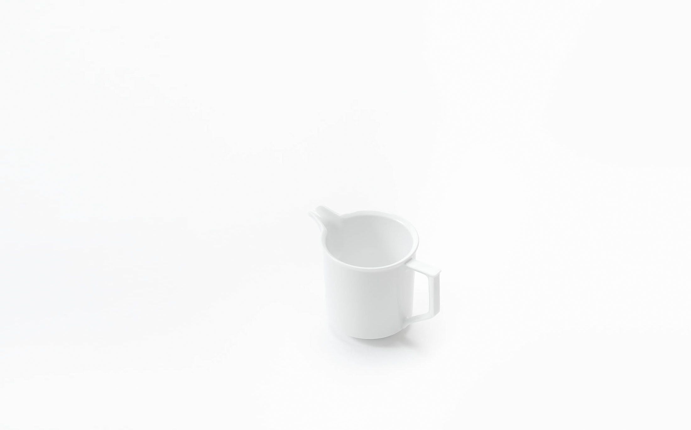 Tamaki - Porcelain White - Creamer