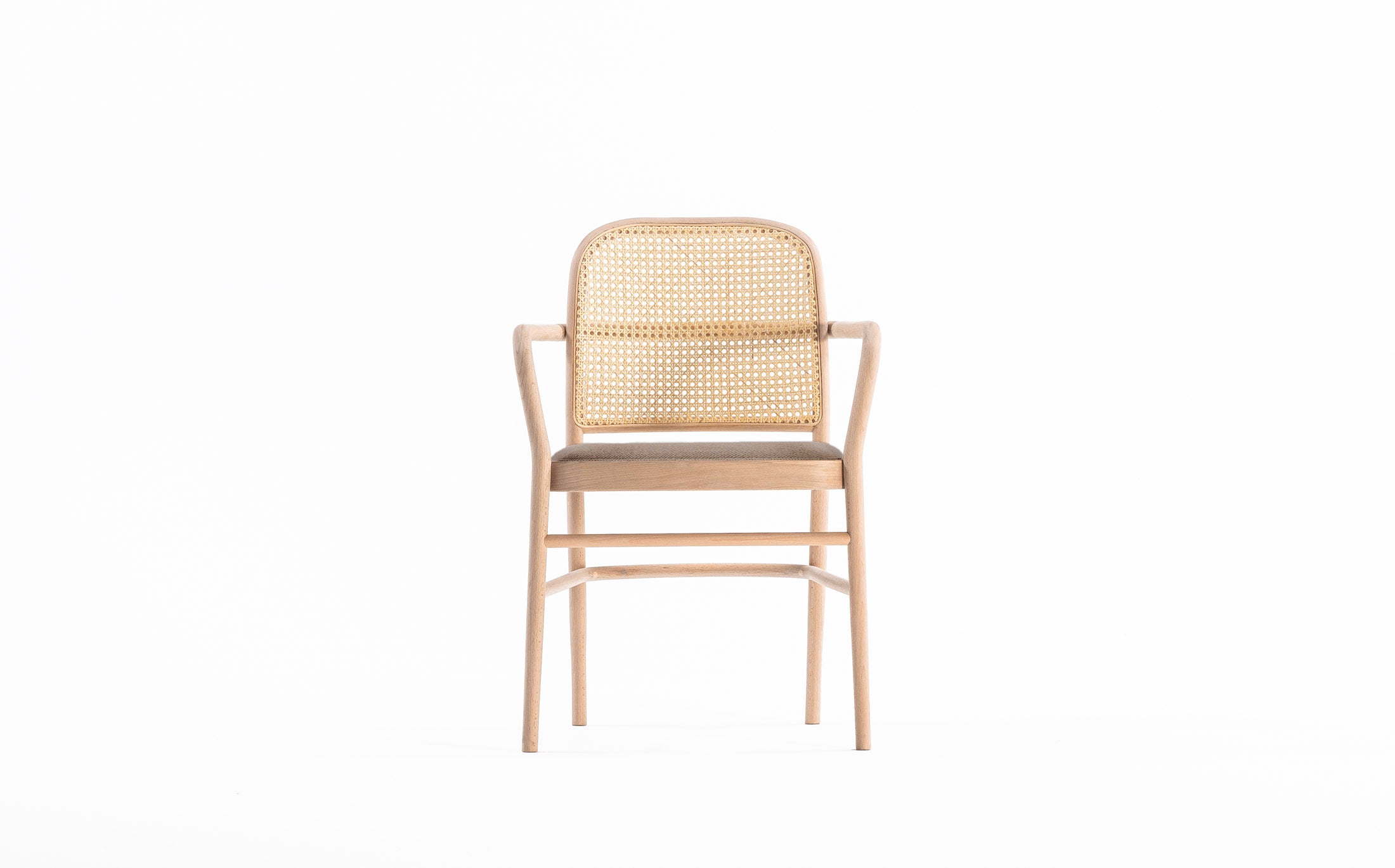 The bent armchair #Seat materials_fabric1 bergen 03/07